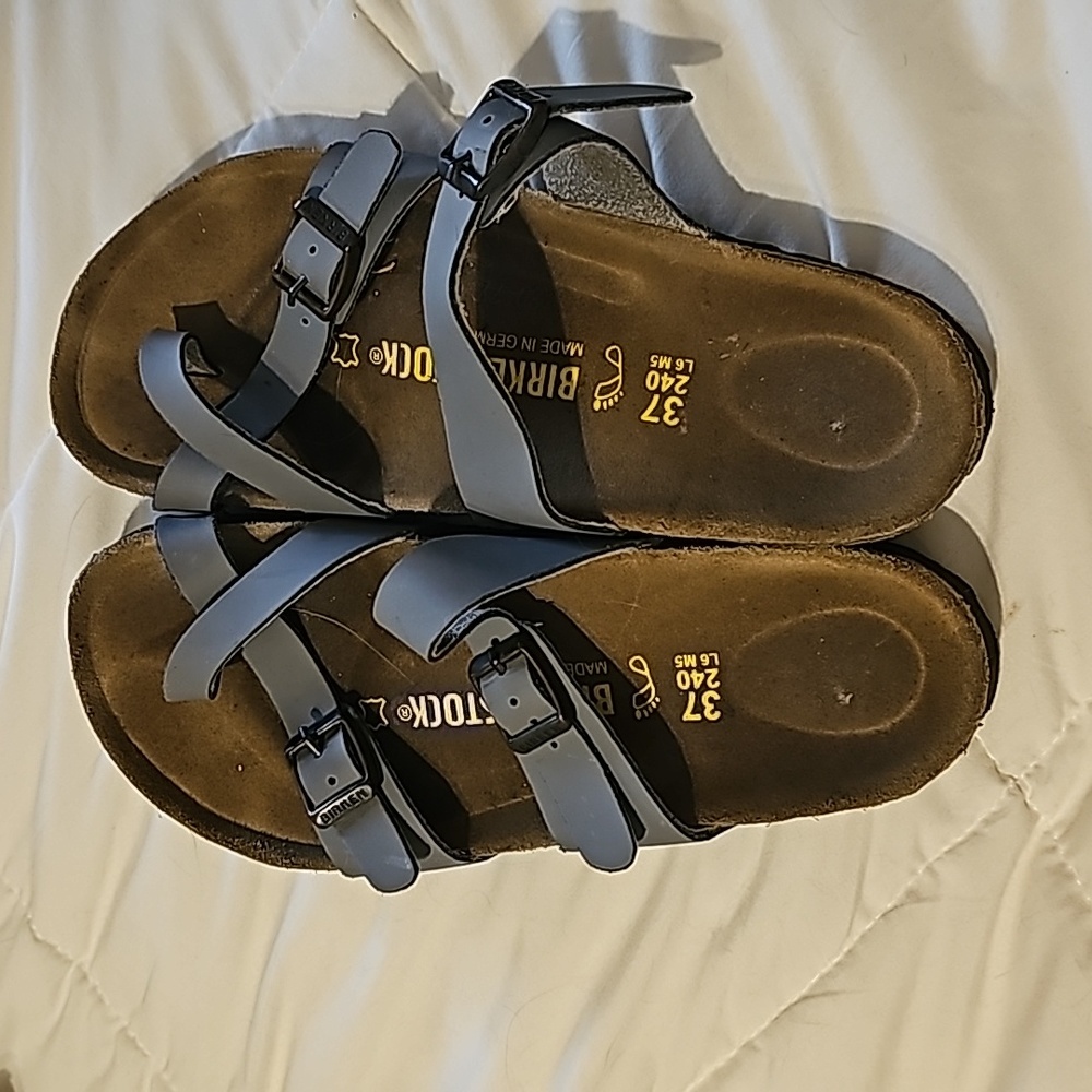 Birkenstock sz 37 grey leather sandals